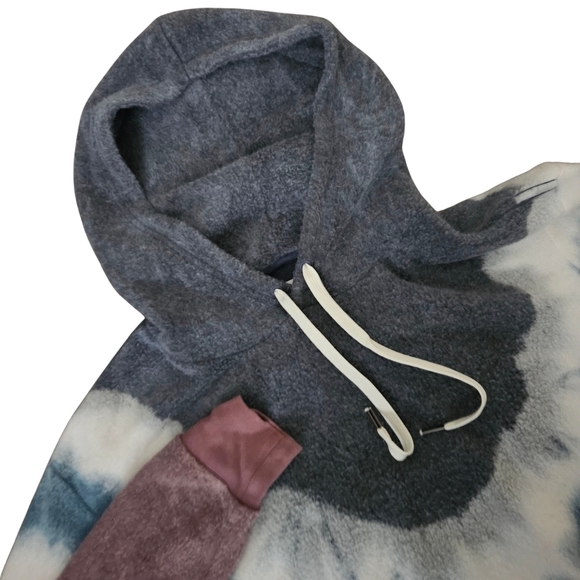 Feat Tie Dye Hoodie BlanketBlend Soft Hoodie Unisex Adult Size Medium - Picture 1 of 10